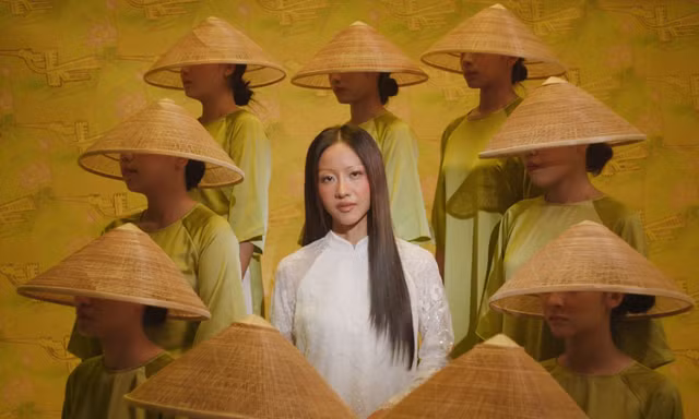 Suboi ra mắt MV "Never Before" nhân kỷ niệm 30 năm quan hệ Việt Nam - Hoa Kỳ