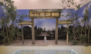 Về thăm Đền thờ Bác