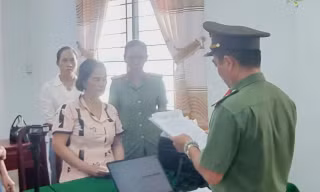 Bắt tạm giam người phụ nữ đăng 48 video xuyên tạc, vu khống