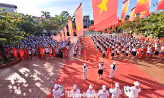 Hải Phòng răn đe xử lý nghiêm hiệu trưởng nếu để 'lạm thu' đầu năm học