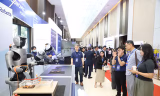 TPHCM thu ngân sách vượt mức Trung ương giao, du lịch góp công