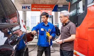 Thủ tướng: Xử nghiêm cửa hàng xăng dầu găm hàng, dừng bán không có lý do