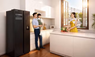 Các dòng tủ lạnh Funiki Side by Side và Multi Door dung tích lớn lên kệ với mức giá "dễ chịu", giúp nhiều gia đình mạnh dạn nâng cấp tủ lạnh mùa mua sắm cuối năm.