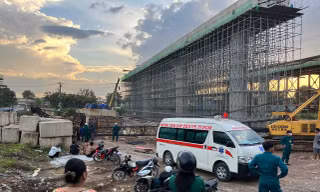 Tình hình sức khỏe của nạn nhân 25 tuổi trong vụ sập cần cẩu ở công trường Vành đai 3