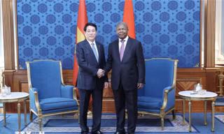 Việt Nam và Angola ký kết nhiều thoả thuận hợp tác