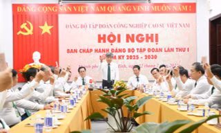 Đồng chí Trần Công Kha tái đắc cử Bí thư Đảng ủy VRG nhiệm kỳ 2025 – 2030