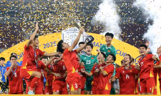 U23 Việt Nam thể hiện tinh thần vượt khó khi đánh bại chủ nhà U23 Indonesia ngay tại chảo lửa Gelora Bung Karno