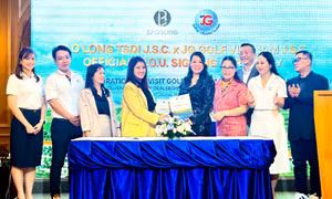 Khách du lịch tiêu 3000 USD khi sang Việt Nam chơi Golf