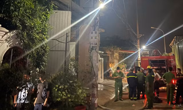 Hà Nội: Cháy nhà lúc rạng sáng, một người tử vong