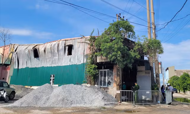 Hà Nội: 4 người trong một gia đình tử vong sau vụ cháy nhà