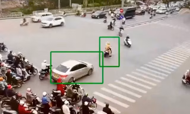 Hà Nội: Kích hoạt 'làn sóng xanh' hỗ trợ đưa sản phụ chuyển dạ đến bệnh viện an toàn