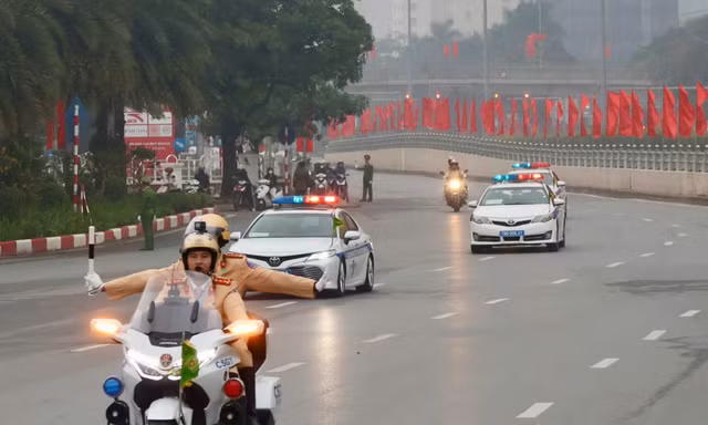 Công an Hà Nội điều chỉnh phân luồng giao thông phục vụ Đại hội XIV của Đảng