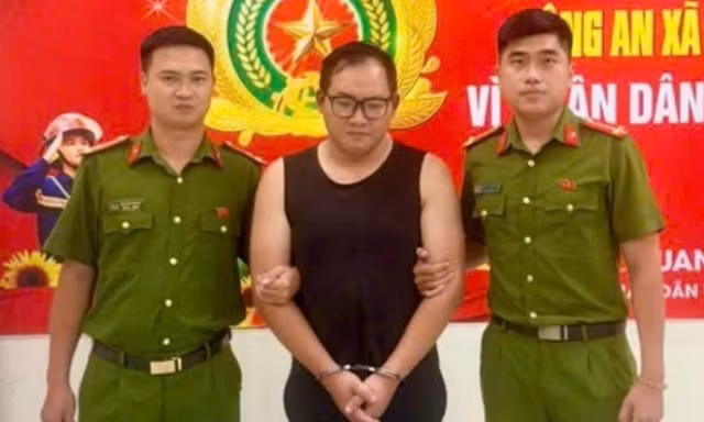 Đối tượng dùng dao cướp tiệm vàng ở Hà Nội khai gì?