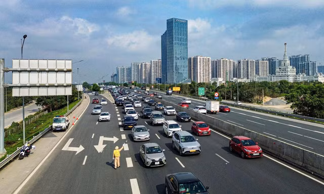 Cả nước xảy ra 52 vụ tai nạn giao thông trong ngày đầu nghỉ Tết Nguyên đán