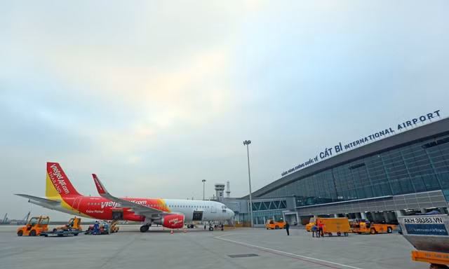 Lý do nhiều chuyến bay không thể hạ cánh ở Cát Bi 