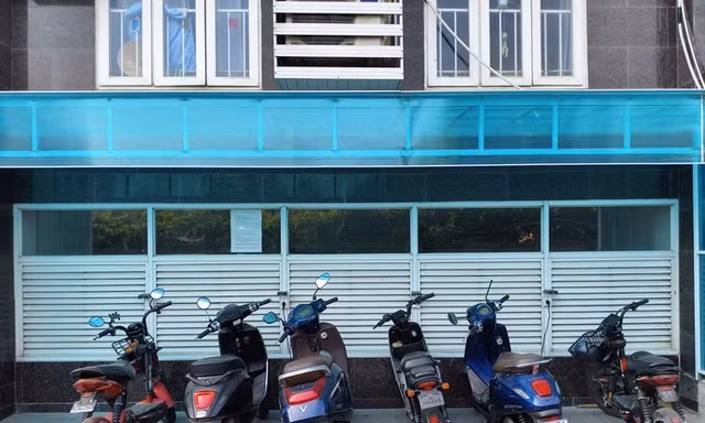 Cần sớm có quy chuẩn cho xe điện tại chung cư
