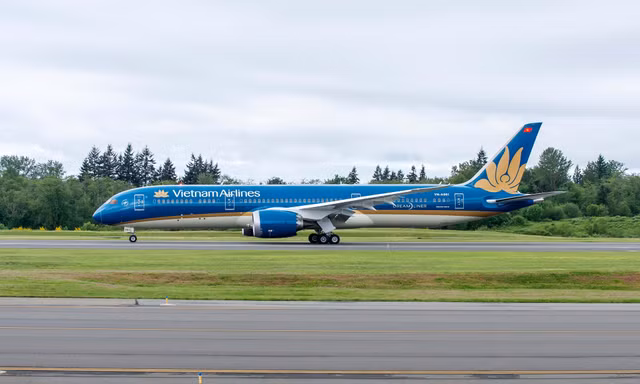 Máy bay Vietnam Airlines từ Hà Nội đi Singapore phải quay đầu khẩn cấp