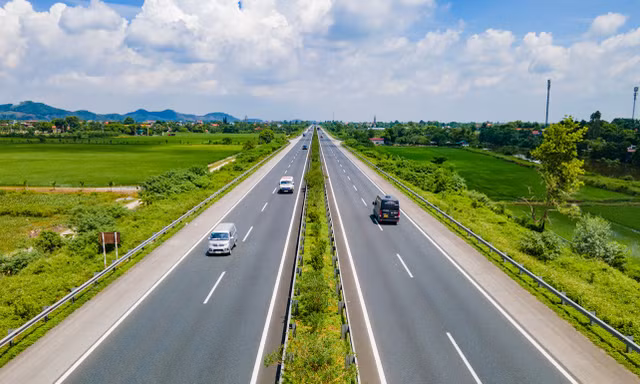 Tuyến đường hiện tại thường xuyên ùn tắc, quá tải