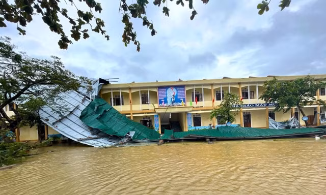 Ngày Thẻ Việt Nam 2025 chung tay cùng ngành giáo dục khắc phục hậu quả bão lũ tại Nghệ An 