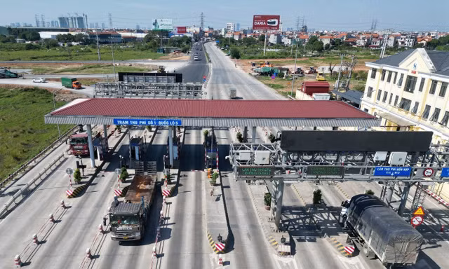Kiến nghị lập rào chắn ngăn xe tải, xe container né trạm BOT quốc lộ 5
