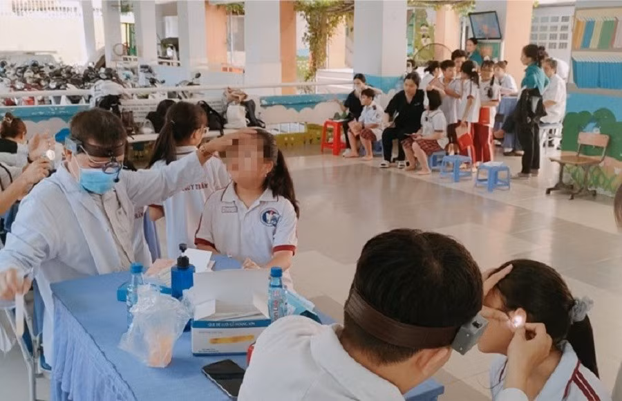 ngo-doc.jpg