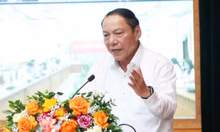 Bộ trưởng Bộ Văn hóa giao nhiệm vụ cho NSND Xuân Bắc