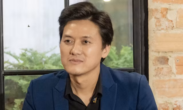 ‘Nam diễn viên trăm tỷ’ chi số tiền khủng để làm phim, quả quyết: ‘Tôi đảm bảo được sữa tã của con không thiếu’