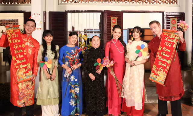 Nghệ sĩ Kiều Mai Lý, Hiền Trang cùng Kyo York kể chuyện Tết miền Tây giàu cảm xúc, lan tỏa văn hóa Việt