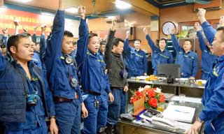 Rộn ràng trên khai trường khai thác than những ngày đầu năm