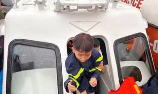 Lời kể của những người sống sót sau vụ lật tàu ở vịnh Hạ Long