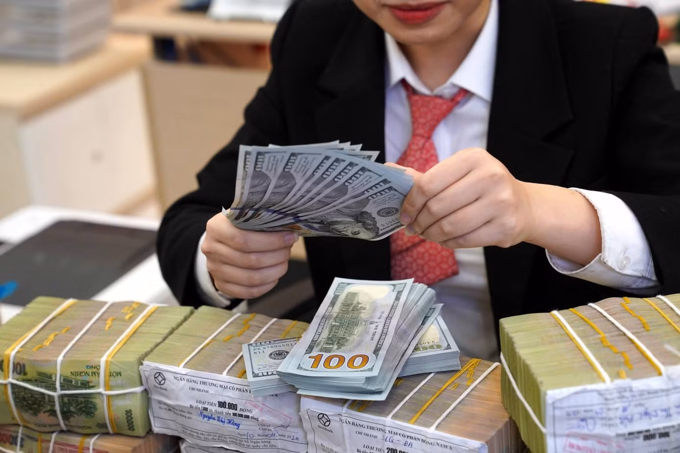 81-1721277486-kieu-hoi-do-ve-hcm-dat-hon-5-ty-trong-nua-dau-nam-2024-67107d8293792.jpg