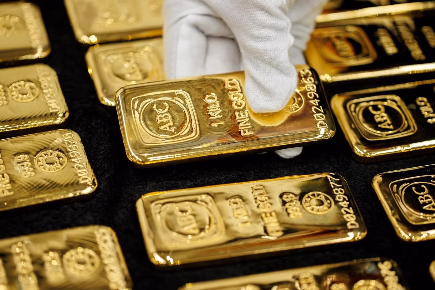 australia-gold-7-1745302463775-1748089462080-11zon.jpg