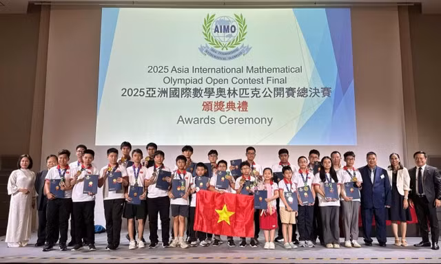 Gần 300 học sinh Việt Nam dự Vòng Chung kết Quốc tế AIMO 2026