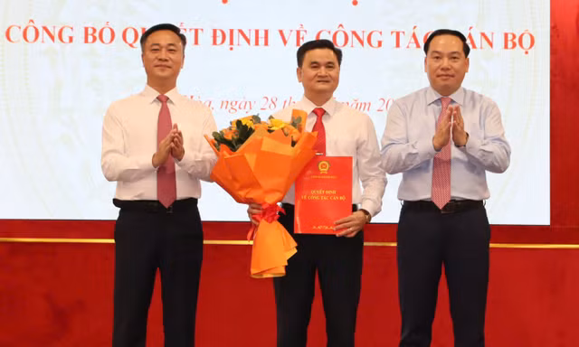 Khánh Hòa tiếp tục kiện toàn nhiều cán bộ
