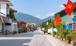 Con đường khang trang ở xã Nam Đàn, tỉnh Nghệ An.
