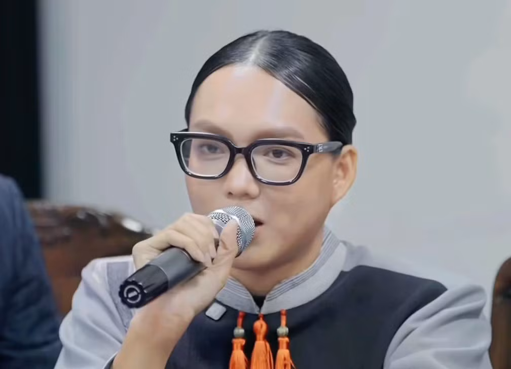 e.jpg