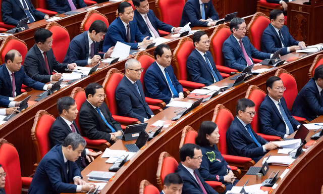 Chi tiết mức hỗ trợ phục vụ đối với lãnh đạo thuộc diện Bộ Chính trị, Ban Bí thư quản lý