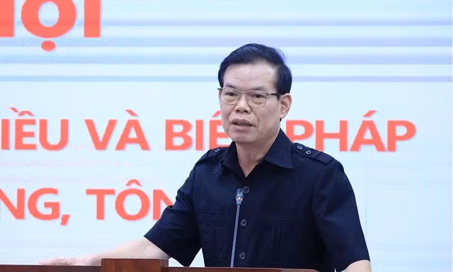 Ông Triệu Tài Vinh chủ trì Hội nghị phản biện xã hội dự thảo Nghị định hướng dẫn thi hành Luật Tín ngưỡng, tôn giáo