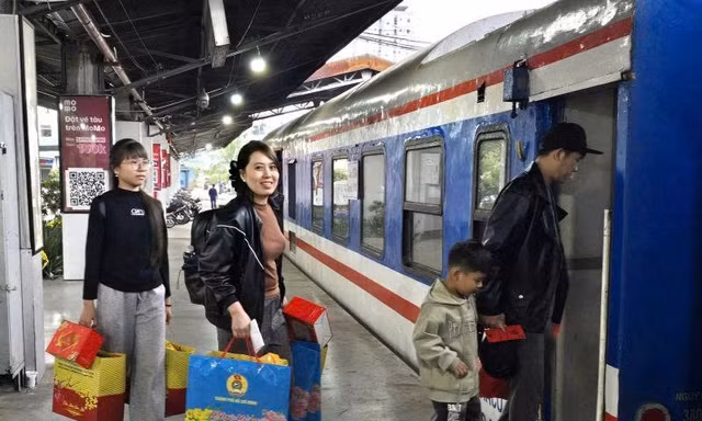 Hành trình nghĩa tình để mọi công nhân có Tết