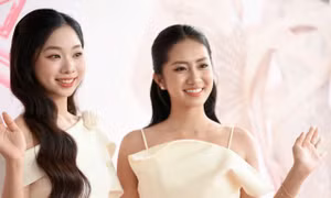 Hoa hậu Hà Trúc Linh gặp gỡ, truyền cảm hứng cho nữ sinh Đại học Thái Nguyên