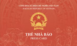 Công bố mẫu thẻ nhà báo mới