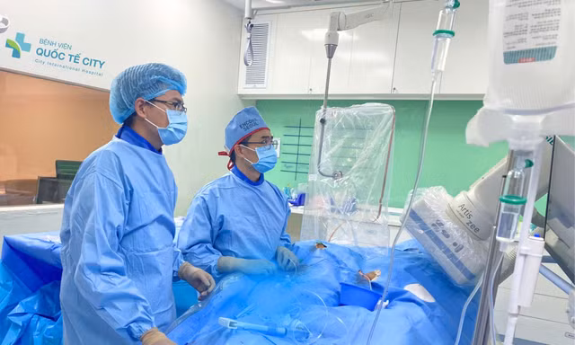 Tim, thận cùng ‘gục ngã’ bệnh nhân thoát chết nhờ kỹ thuật đặc biệt