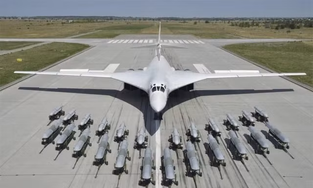 Nga phóng 40 tên lửa hành trình Kh-101 về phía Ukraine
