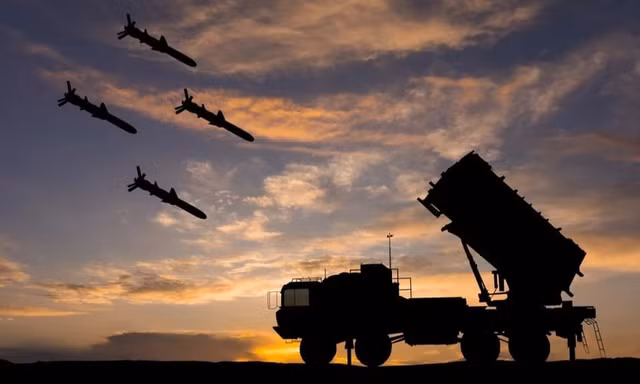Ukraine tuyên bố một hệ thống Patriot bắn hạ 140 tên lửa đạn đạo của Nga