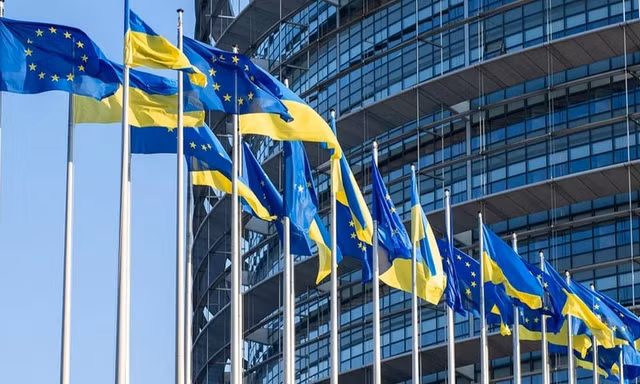 Liên minh châu Âu 'bật đèn xanh' gói viện trợ 90 tỷ euro cho Ukraine