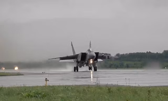 Nga ngăn chặn âm mưu cướp máy bay MiG-31 trang bị tên lửa siêu thanh Kinzhal