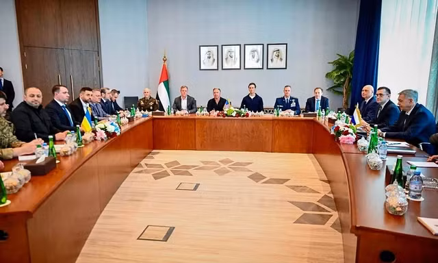 Tiết lộ nội dung cuộc đàm phán ba bên Mỹ - Nga - Ukraine tại UAE