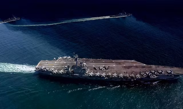 Iran tập kích tàu sân bay USS Abraham Lincoln bằng tên lửa đạn đạo, Mỹ lên tiếng