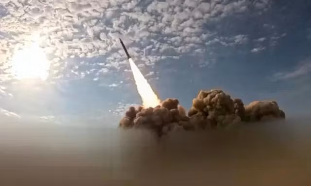 Iran phóng tên lửa đạn đạo về phía Kuwait và Bahrain, Mỹ tuyên bố đánh chặn loạt mục tiêu