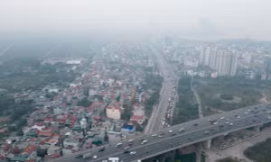 Bộ Chính trị yêu cầu xử lý ô nhiễm không khí Hà Nội, TPHCM